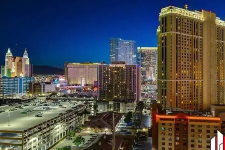 Mgm Signature-15-717 F1 Track & Strip View Balcony Las Vegas